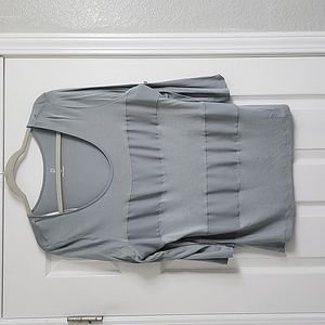 Womens 3/4 Sleeve top size XL